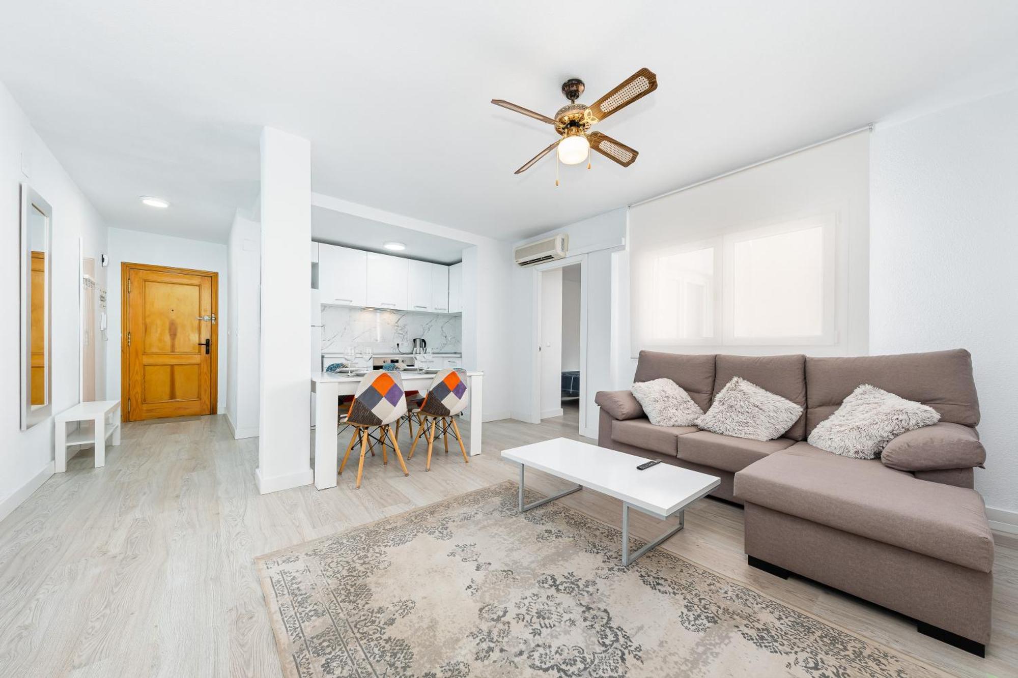 Apartamento En Centro Торевиеха Екстериор снимка