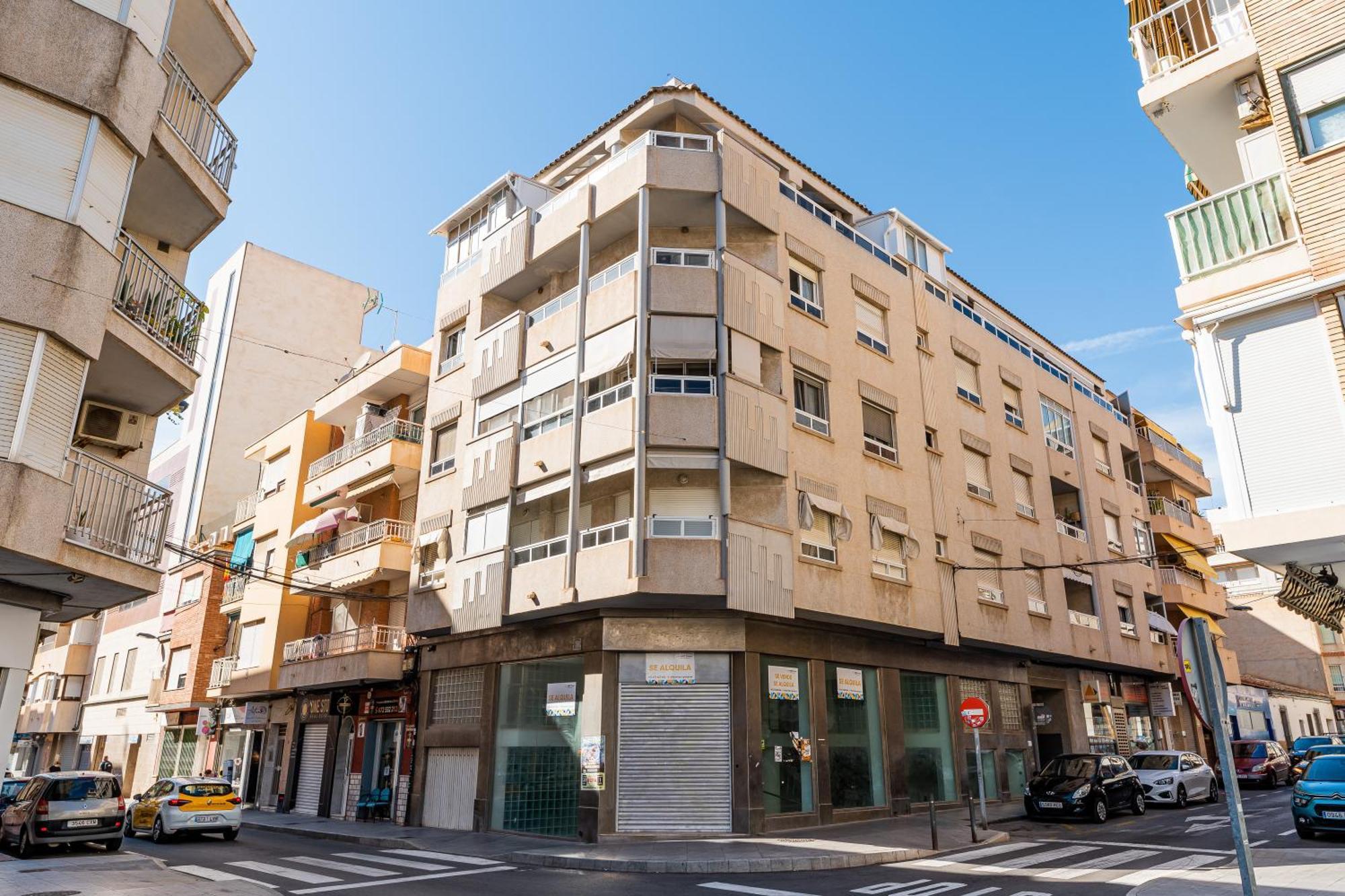 Apartamento En Centro Торевиеха Екстериор снимка